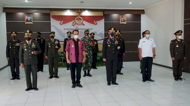 Dipimpin Presiden RI, Kapolres Belu bersama Bupati dan Forkopimda Ikuti Upacara Hari Bhayangkara ke 75 secara Virtual