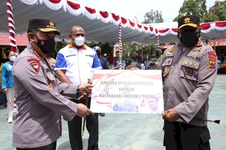 Kapolri Serahkan Oksigen Generator Bantu Penanganan Covid-19 di Papua