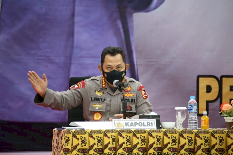 Kapolri Minta Terapkan Pendekatan Adat Istiadat Ajak Warga Papua Barat Isolasi di Isoter