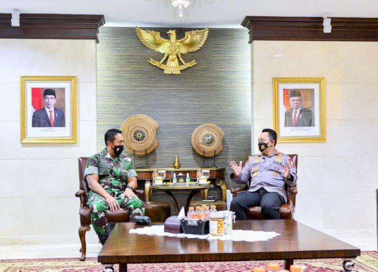 Bertemu Panglima, Kapolri Pastikan Sinergitas dan Soliditas TNI-Polri Ditingkatkan