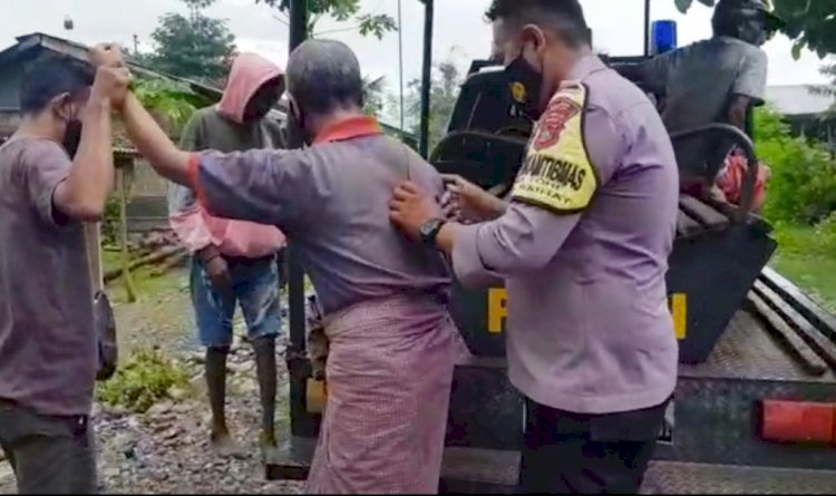 Di Sisa Tahun 2021, Polres Belu Genjot Vaksinasi Hingga Turun ke Kampung Antar Jemput Warga Ikut Vaksinasi, Tonton Videonya