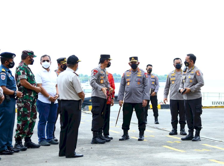 Tinjau Pelabuhan Benoa, Kapolri Minta Proses Prokes Hingga Karantina PPLN Diperketat