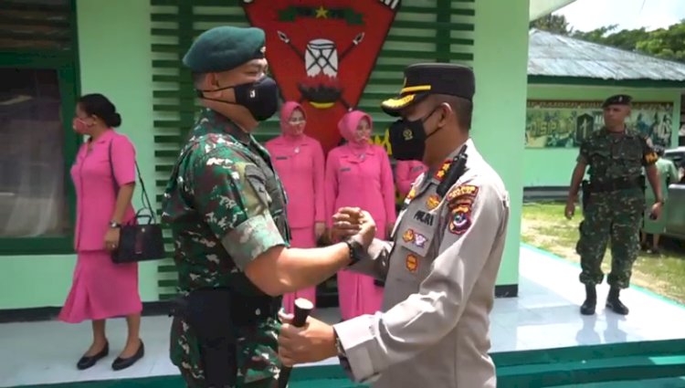 Hadiri Syukuran, Kapolres Belu Beri Surprise di Hari Jadi ke 44 Yonif Raider Khusus 744/SYB, Tonton Videonya