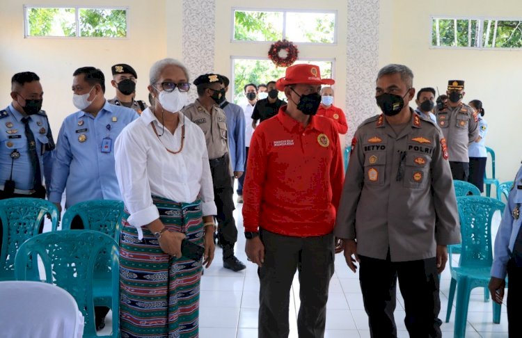 Tinjau Vaksinasi di Lapas Anak Kelas 1 Kupang, Kapolda NTT Ajak Seluruh Elemen Masyarakat Sukseskan Vaksinasi