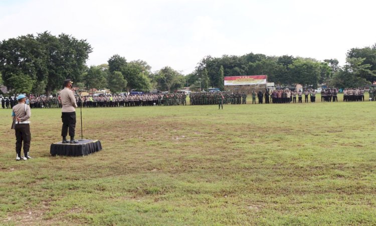 Dipimpin Karo Ops Polda NTT, Aparat Gabungan Laksanakan Apel Gelar Pasukan Kesiapan Pengamanan VVIP Kunker RI-1 di Belu