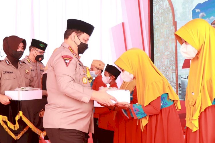 Waka Polri Letakan Batu Pertama Pembangunan Masjid di Kediri