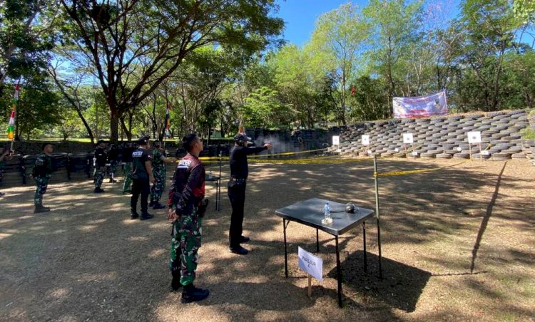 Diundang Meriahkan Hari Bhayangkara ke 76, Ini Kata Jurnalis Pena Batas Saat Ikut Lomba Menembak yang di Gagas Polres Belu