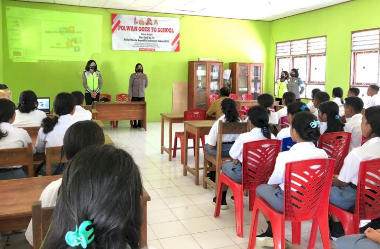 Bentuk Generasi Muda yang Cerdas dan Berkualitas, Polwan Polres Belu Gelar Polwan Goes to School Sambut HUT Polwan ke 74