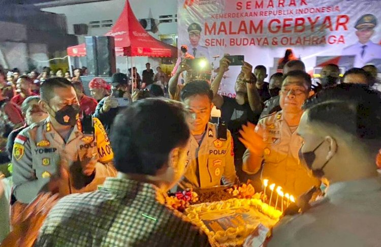 Hadir di Malam Gebyar Seni, Budaya dan Olahraga, Kapolres Belu Beri Kejutan di Ulang Tahun Bupati Belu ke 62