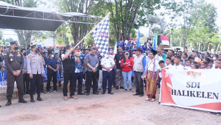 Bersama Bupati, Kapolres Belu Lepas Peserta Parade Kebangsaan di Tapal Batas RI-Timor Leste
