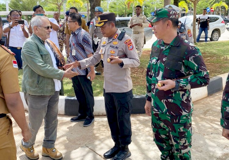 Kapolres Belu Sambut Presiden Timor Leste di Pos Lintas Batas Negara Motaain