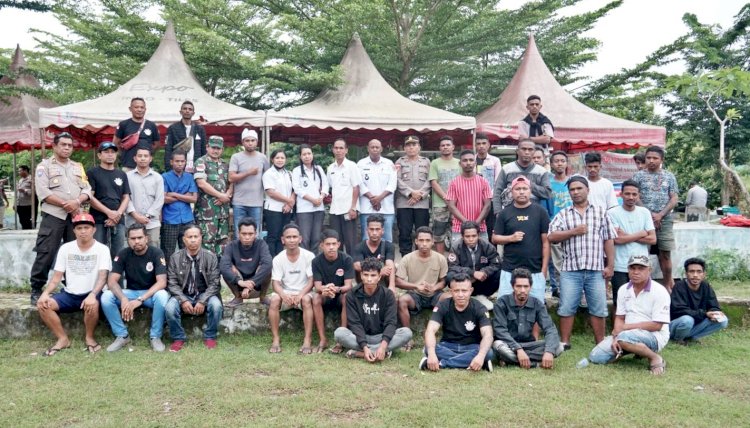 Setelah Sumpah Adat, Kapolres Belu Ajak Dua Kelompok Pemuda Ini Bersatu Jaga Kamtibmas Jelang Nataru