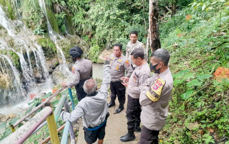 Cegah Kriminalitas saat Libur Nataru, Polsek Lasiolat Turun Pantau dan Amankan Tempat Wisata Air terjun Mauhalek