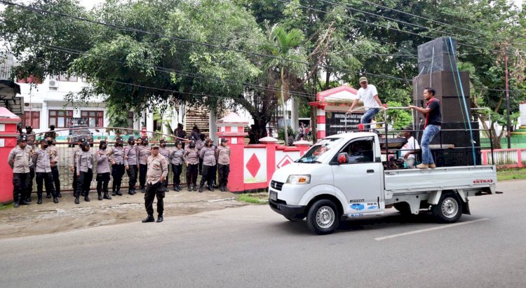 Jamin Situasi Kondusif, Ratusan Personel Polres Belu Kawal dan Amankan Aksi Damai Forum Solidaritas Outsourcing Belu