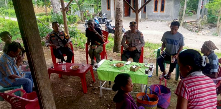 Turun ke Dusun Holbeis saat Jumat Curhat, Kapolsek Raihat Dapat Apresiasi dan Masukan dari Masyarakat