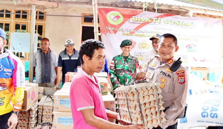 Sinergi Ringankan Beban Sesama, Polres Belu Bersama TNI, Kejaksaan dan ATC Salurkan Bantuan untuk Korban Longsor di Dua Kecamatan