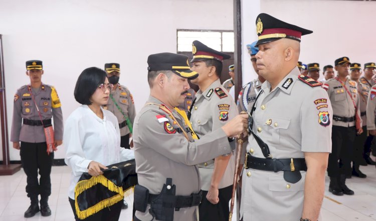 Kapolres Belu, AKBP Richo Nataldo D.Simanjuntak Pimpin Upacara Sertijab Kasat Intelkam dan Kasat Samapta