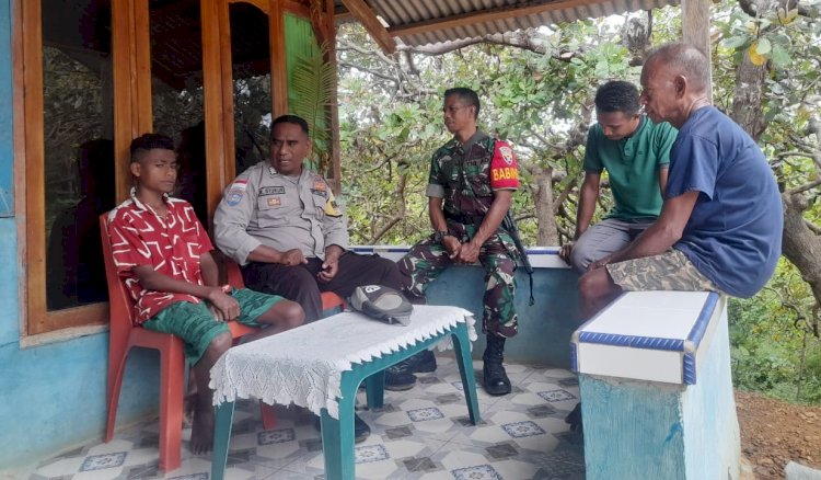 Ada Gangguan Kamtibmas Segera Lapor Kami, Pesan Bhabinkamtibmas Polres Belu dan Babinsa TNI Saat Sambang ke Warga Binaannya