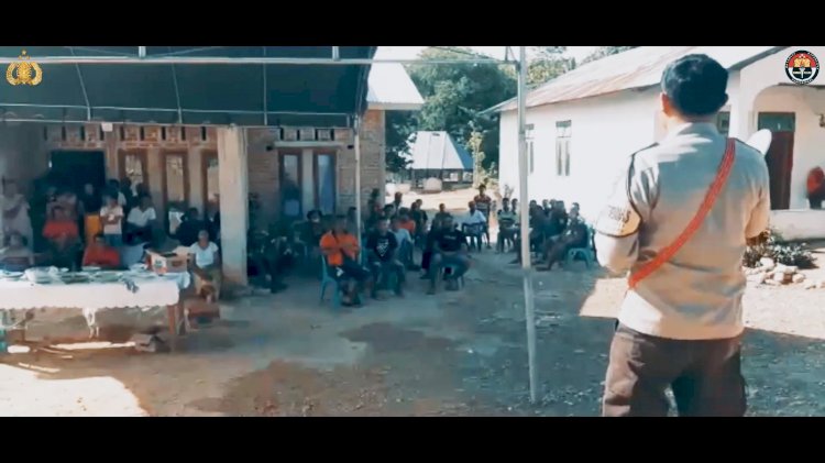 Kumpulkan Ratusan Masyarakat Binaanya, Bhabinkamtibmas Naitimu Polres Belu Imbau Warga Waspadai Pelaku TPPO, Simak Videonya
