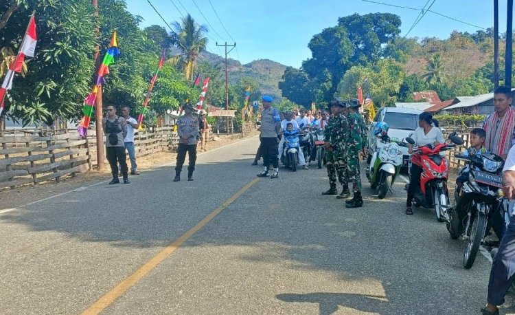 Dari Stasi Silawan menuju Stasi Seroja, Polsek Tastim Bersama Satgas Pamtas dan Pos Pam Motaain Amankan Prosesi Naifeto Lalean