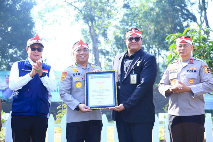 Cetak Rekor Tanam 21 Juta Pohon, Polri Raih Dua Penghargaan dari MURI