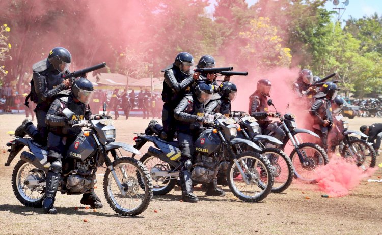 Bikin Penonton Tegang dengan Aksi Ledakan dan Ricuh di Kantor KPU, Simak Skenario Simulasi Sispam Kota Polres Belu Jelang Ops Mantap Brata 2023-2024