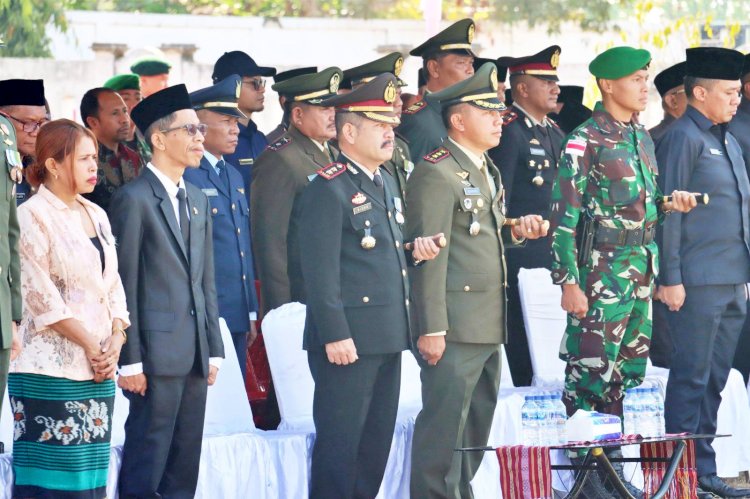 Peringatan Hari Pahlawan Tahun 2023, Kapolres Belu Hadiri Upacara Ziarah Rombongan di Taman Makam Pahlawan Seroja