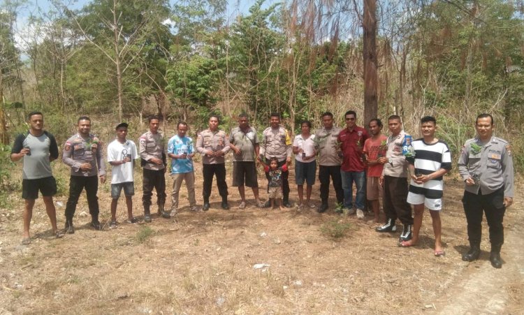 Dukung Program Polri Penanaman 10 juta Pohon, Polres Belu Gandeng Masyarakat Gelar Aksi Tanam Pohon Lestarikan Lingkungan