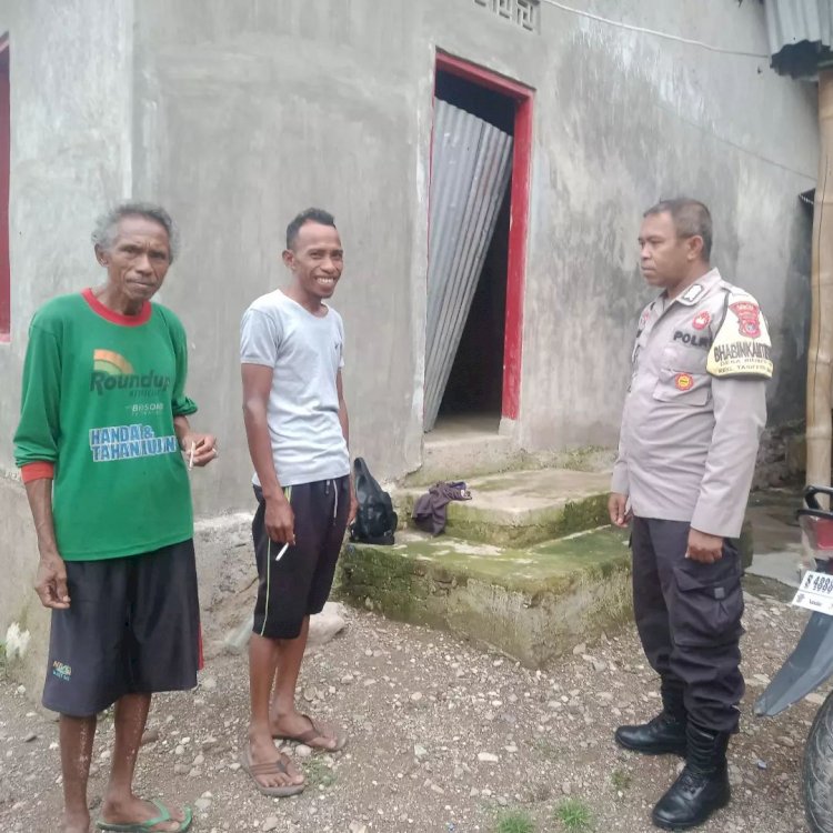 Pemilu di Depan Mata, Bhabinkamtibmas Rinbesihat Polres Belu Pinta Warga Dukung Polri Ciptakan Iklim yang Aman dan Damai