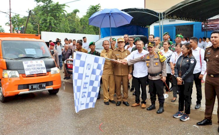 Kapolres Belu Bersama Bupati dan Ketua KPU Lepas Pendistibusian Logistik Pemilu 2024