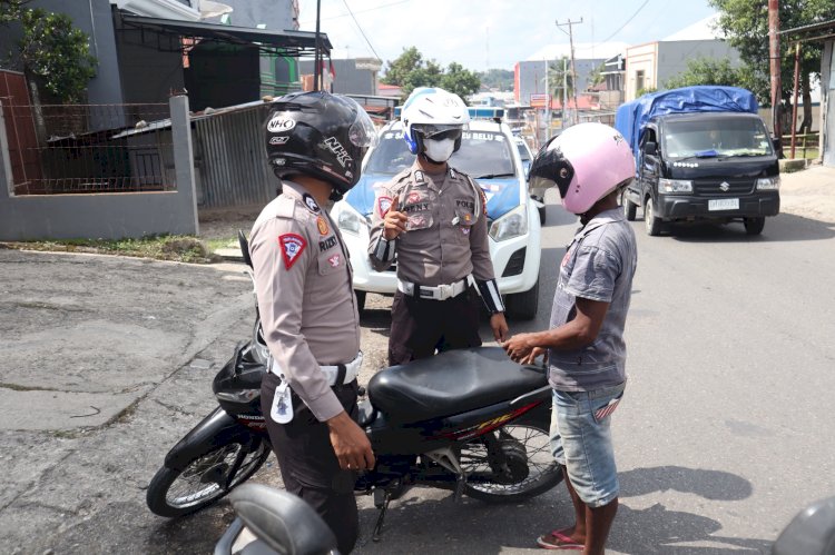 Hari ke 4 Operasi, Satgas Ops Keselamatan Polres Belu Gelar Patroli dan Imbauan Secara Humanis Tentang Kamseltibcar Lantas