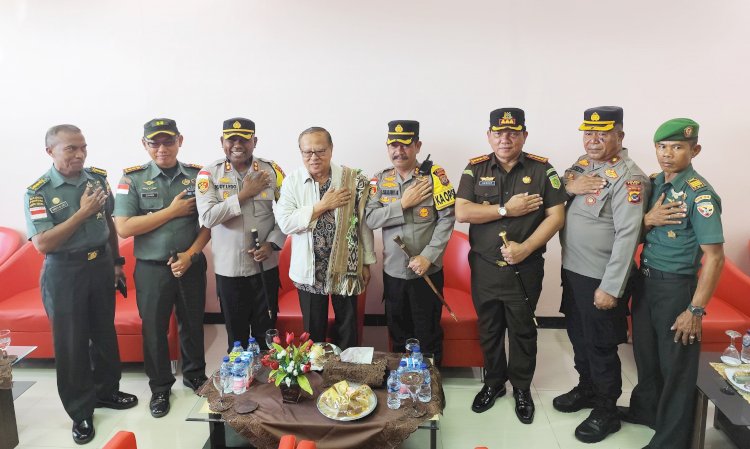 Kapolres Belu bersama Bupati dan Forkopimda Sambut Kedatangan Uskup TNI Polri, Ignatius Kardinal Suharyo