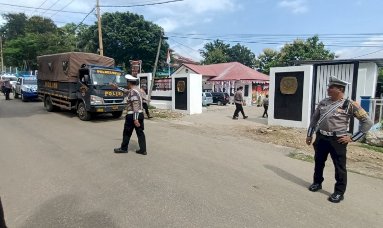 Patroli Cipta Kondisi di Akhir Pekan, Personel Gabungan Polres Belu Sisir Perkotaan dan Kantor Penyelenggara Pemilu