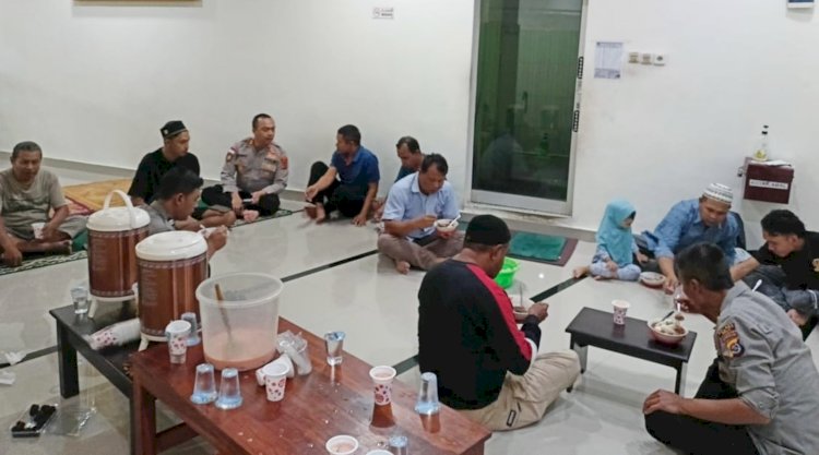 Safari Ramadan, Kapolres Belu Gelar Buka Puasa Bersama Jamaah Mushola Baiturrahman