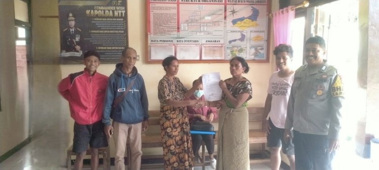 Kasus Penganiayaan Berujung Damai, Bhabinkamtibmas Polres Belu Imbau Dua Warga Kewar ini Hidup Rukun dalam Keluarga