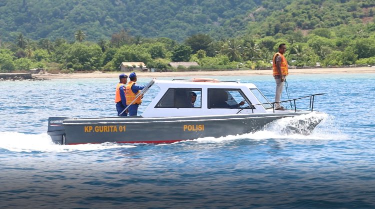Pantau Lalu Lintas Pelayaran Jelang Nataru, Tim Gabungan Polres Belu Gelar Patroli Perairan di Wilayah Tapal Batas