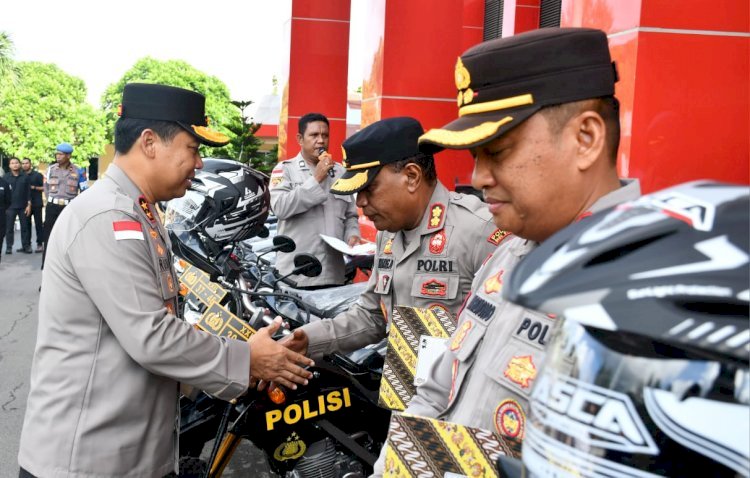 Komisi III DPR RI Apresiasi Kinerja Kapolda NTT: Perkuat Layanan hingga Pelosok dengan 20 Motor Bhabinkamtibmas