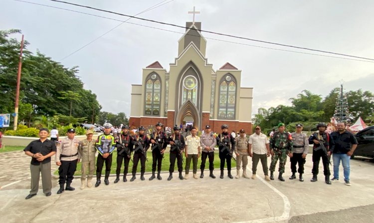 Pengamanan Misa Malam Natal 2025 di Tapal Batas, Kapolres Belu: Ibadah Berjalan Aman, Lancar dan Kondusif