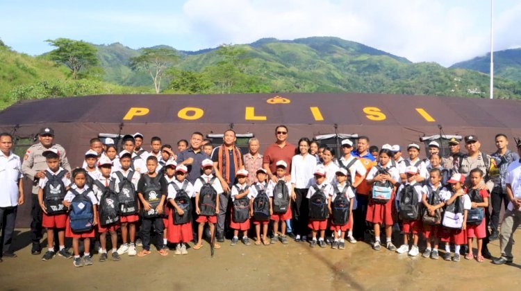 Wakapolda NTT Tinjau SMP Negeri 48 Sa Ate Gaikiu, Dirikan Tenda Darurat dan Salurkan Bantuan Pendidikan