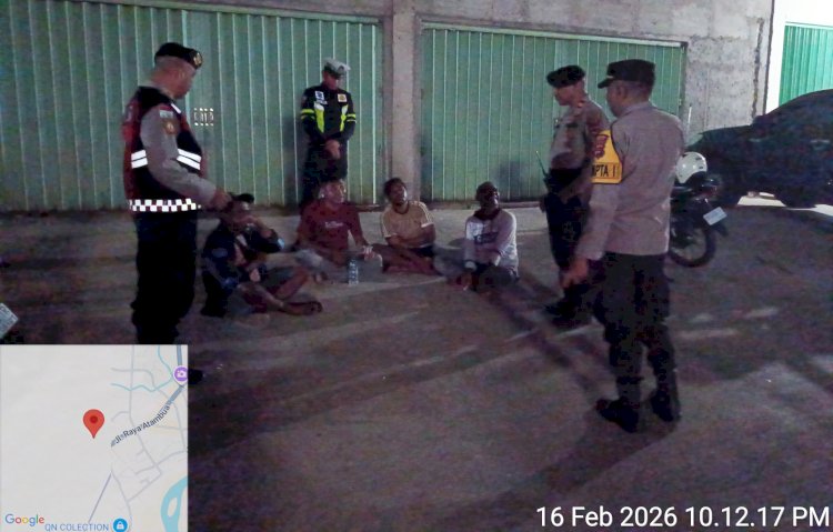 Patroli hingga Dini Hari Jelang Imlek 2026,  Gabungan Piket Fungsi dan Pamapta Polres Belu Bubarkan Kelompok Pemuda yang Nongkrong hingga Larut Malam