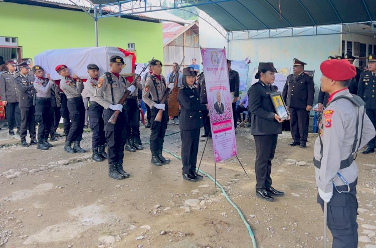 Beri Penghormatan Terakhir, Polres Belu Gelar Upacara Pemakaman Almarhum Brigadir Polisi Kepala Purnawirawan Jonas Lama