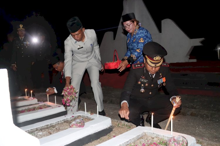 Detik-detik HUT RI ke 81, Kapolres Belu bersama Pejabat Utama Hadiri Apel Kehormatan dan Renungan Suci di Taman Makam Pahlawan Seroja