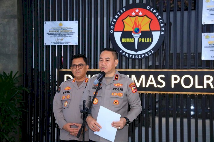 Hari Ke-6 Pasca Gempa, Polri Terus Bergerak: Brimob dan Bantuan Logistik Konsisten Dikirim ke NTT