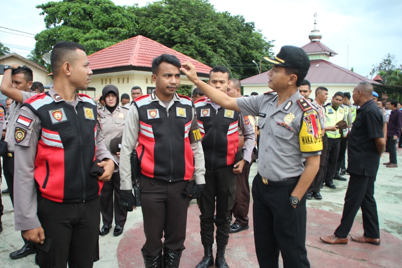 Tegakkan Disiplin dari Dalam, Waka Polres Belu Periksa Simpang Tampang dan Gampol Anggota