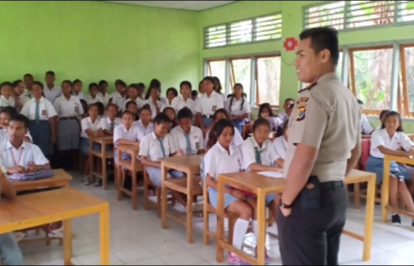 Polsek Malaka Tengah Sosialisasi MRS Festival di SMAN Bolan, Ini Videonya