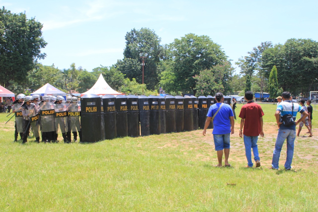 Kesiapan Jelang Pemilu 2019, Polres Belu dan Brimob Atambua Mulai Latihan Sispamkota