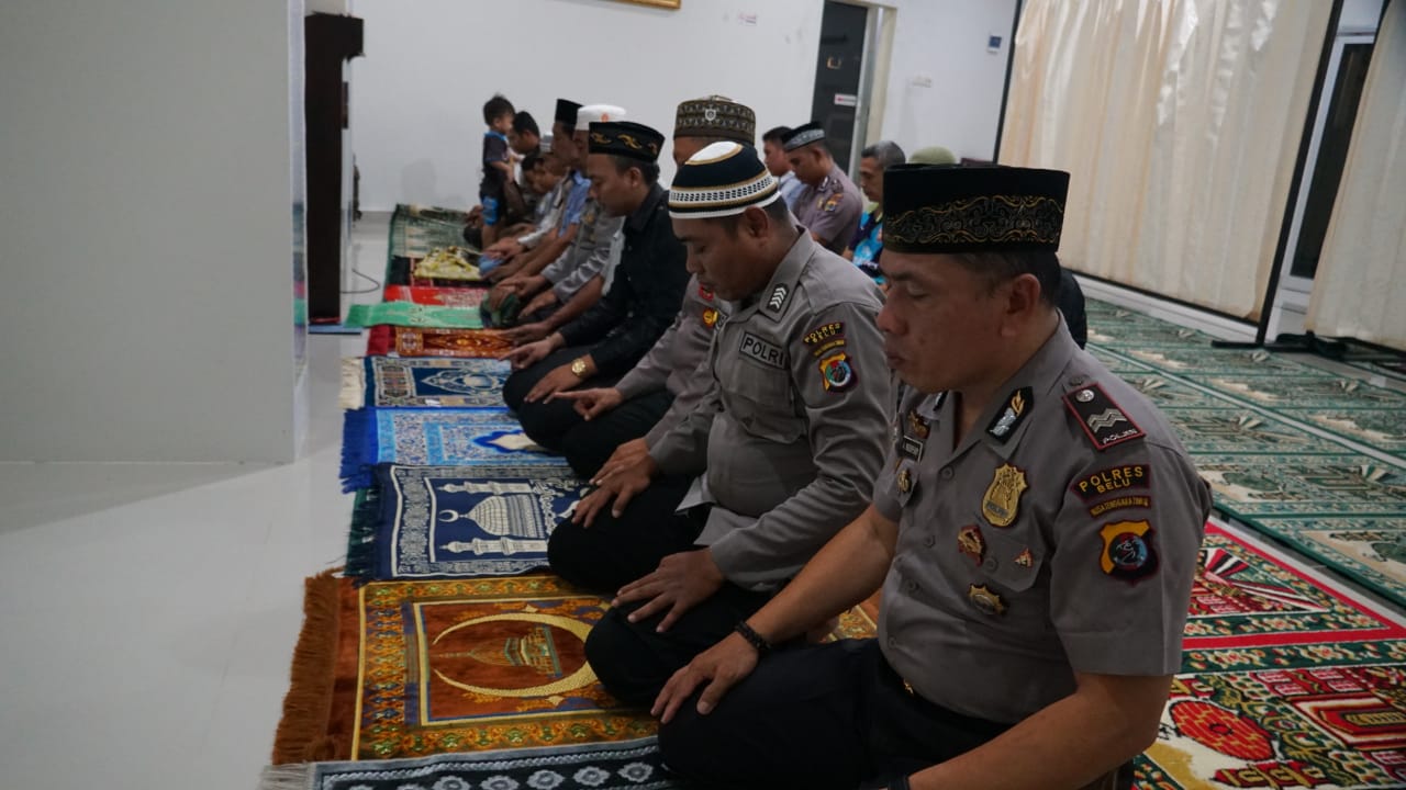 Anggota Muslim Polres Belu Gelar Zikir dan Doa untuk Anggota Yang Bertugas di Jakarta