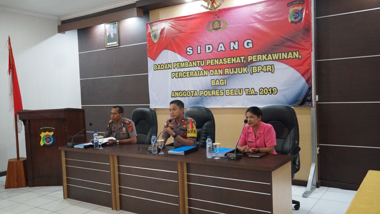 Pimpin Sidang BP4R, Wakapolres Belu Beri Wejangan Ini ke Delapan Calon Pasutri