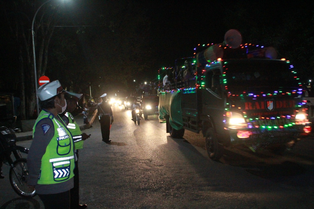 Jamin Situasi Kondusif, Polres Belu Kawal dan Amankan Pawai Malam Takbiran Sambut Idul Fitri 1440 H