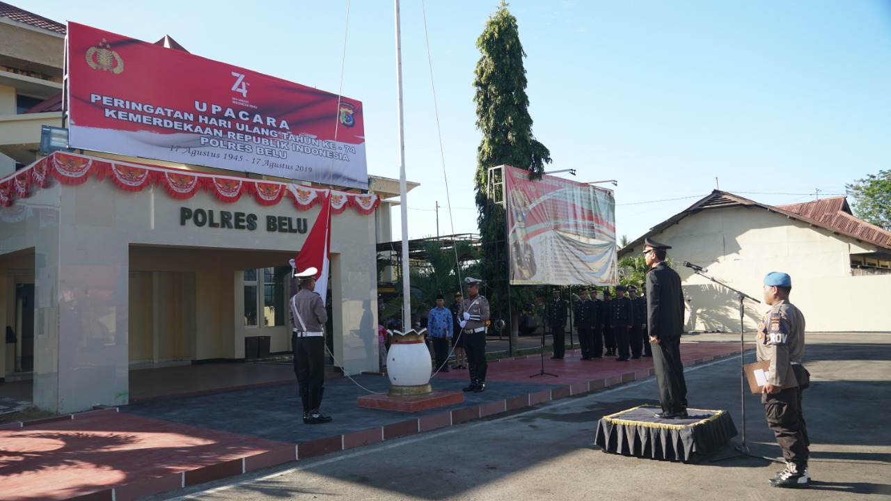 Maknai Peringatan HUT RI Ke-74, Polres Belu Gelar Upacara Bendera